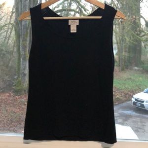 ❤️(3/20) Loft black sweater vest